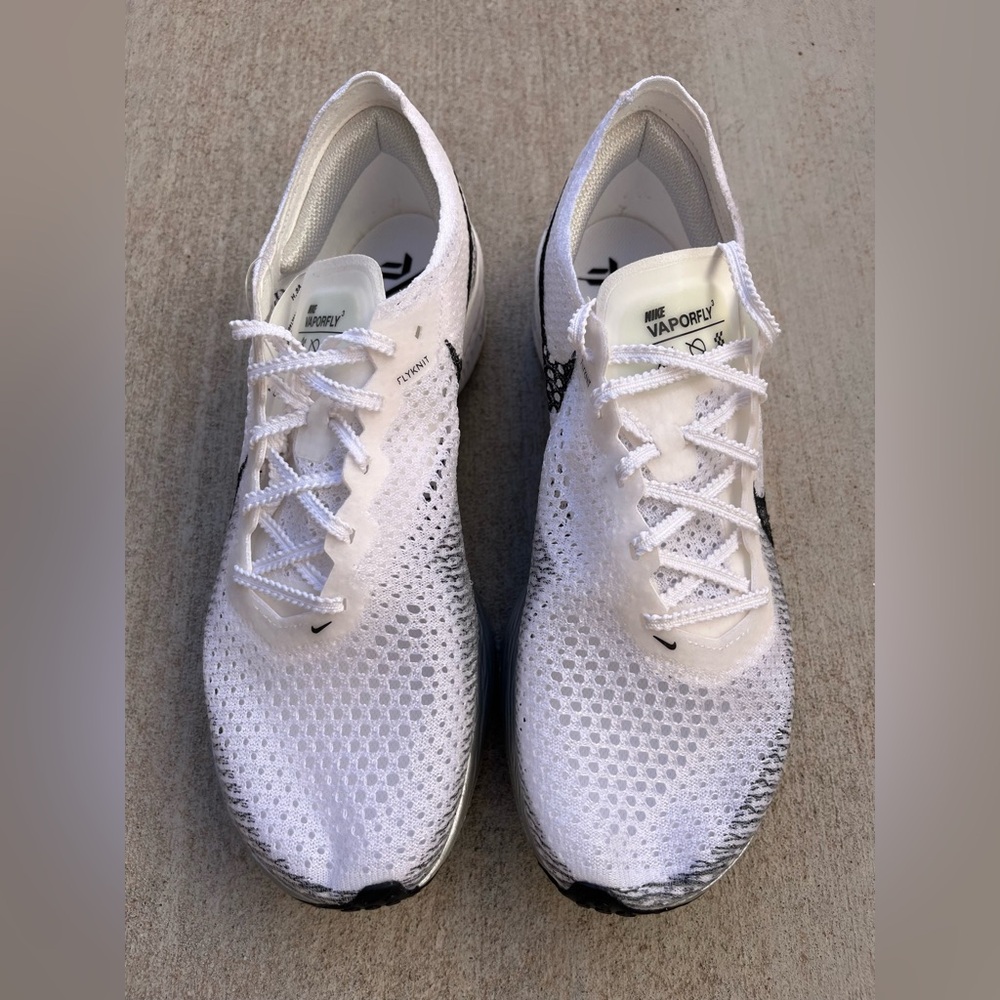 Nike ZoomX Vaporfly Next% 3 White Silver Grey (DV4130-100) Womens Size 9 / 7.5 M